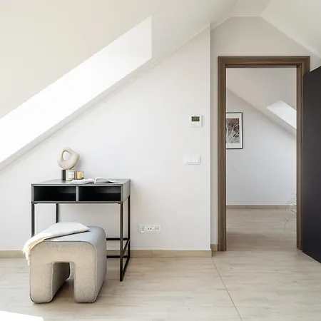 Reset In Muse Collection Cracovie