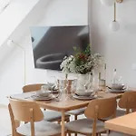Muse By Staylab Aparthotel Krakau