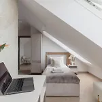 Muse By Staylab 4*
